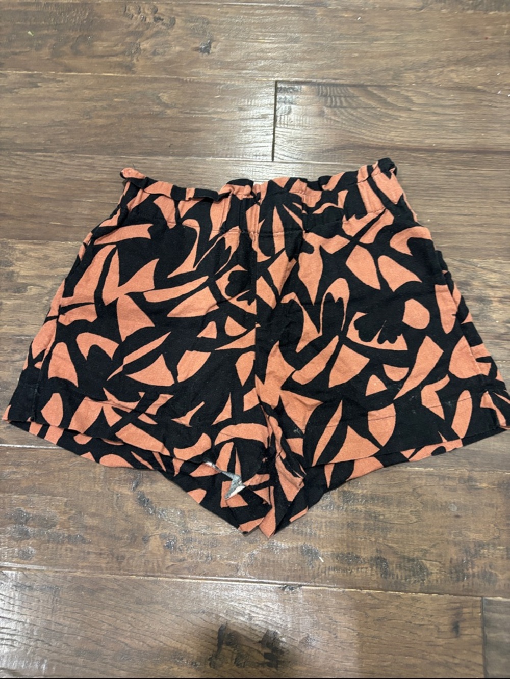 Target a new day Black and Rust Patterned Women’s linen Shorts